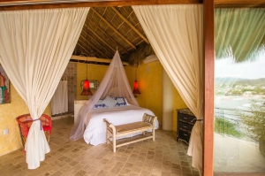 amor-boutique-hotel-besito-dulce-master-bedroom-large-luxury (1)